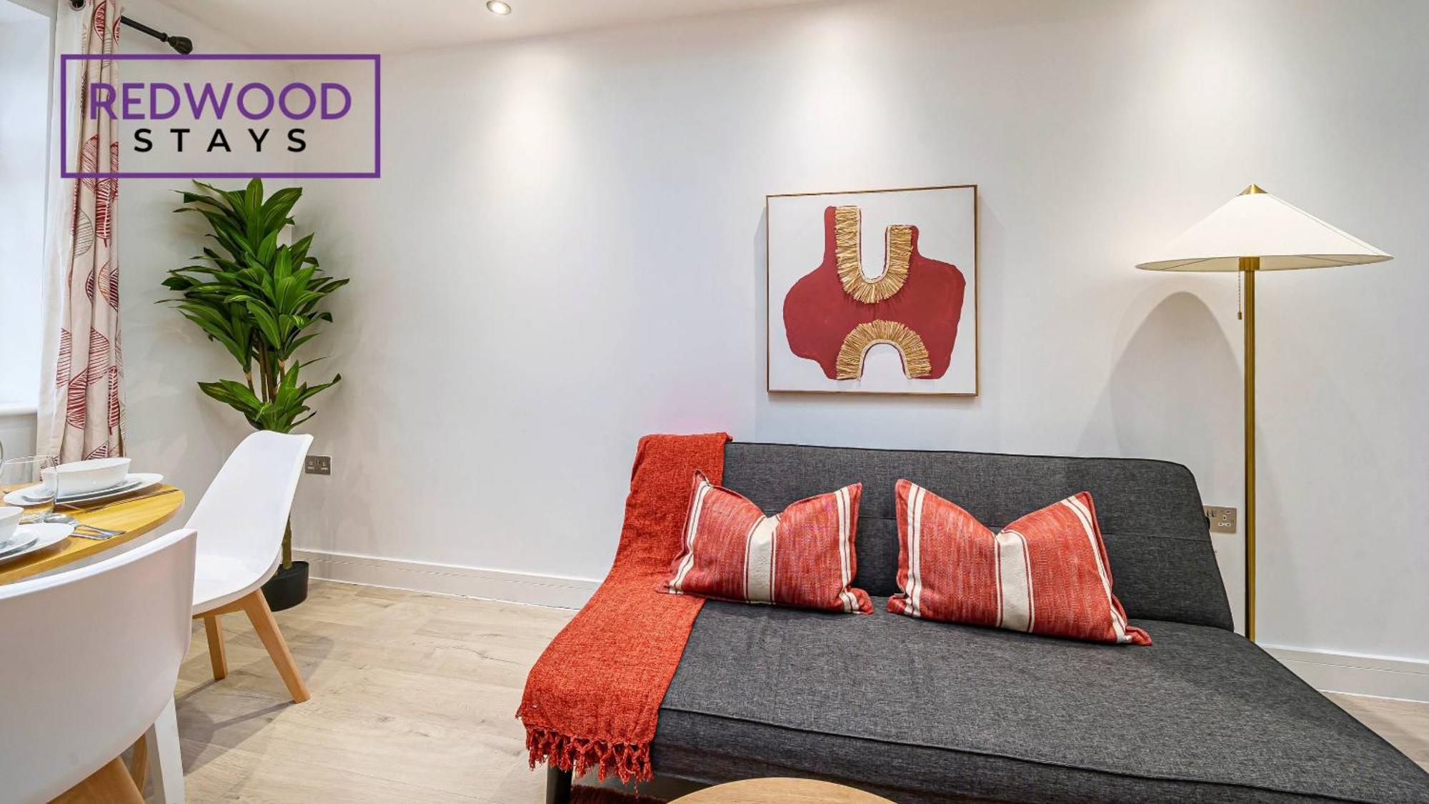 1 Bed 1 Bath Town Center Apartments For Corporates & Contractors, Wifi, Netflix And Parking On Selected Units By Redwood Stays Aldershot Dış mekan fotoğraf